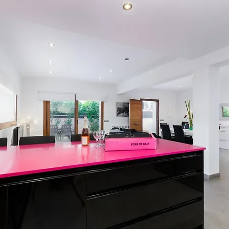 Yourhouse Es Cardinal Hébergement de vacances