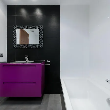 Semesterbostad Yourhouse Es Cardinal *