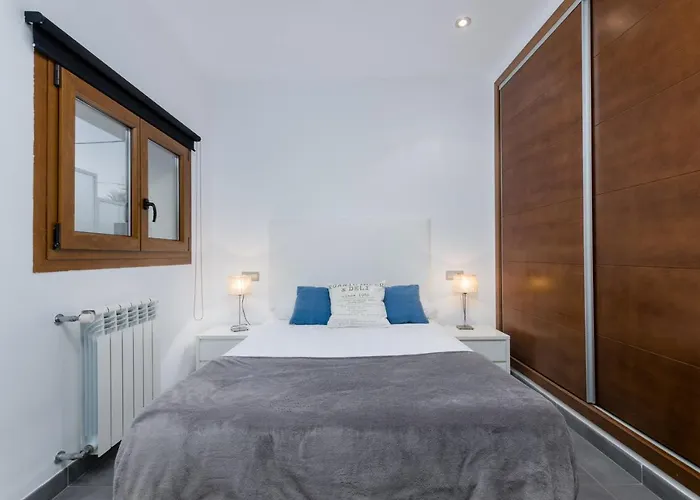 Yourhouse Es Cardinal *