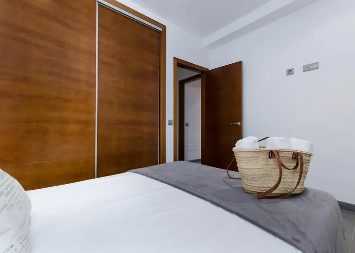 Yourhouse Es Cardinal Hébergement de vacances *