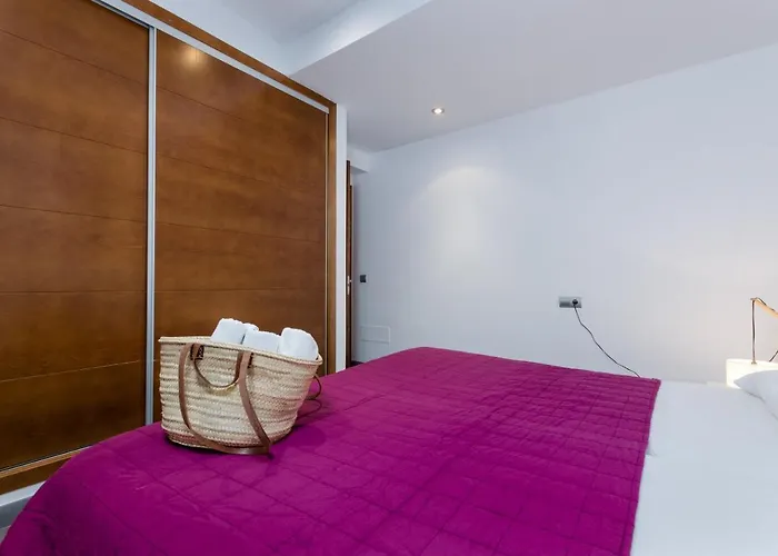 Yourhouse Es Cardinal Hébergement de vacances *